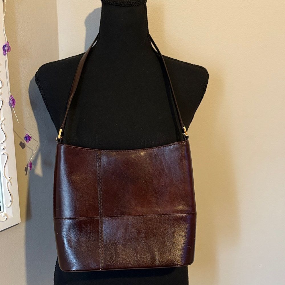 Vintage 1990’s Etienne Aigner Rich Brown Cowhide Leather Messenger Bag